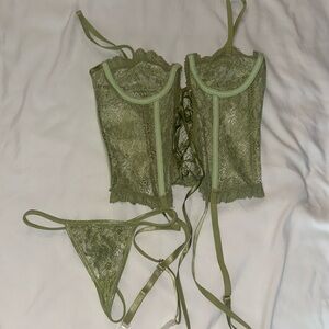 Prettylittlething lingerie